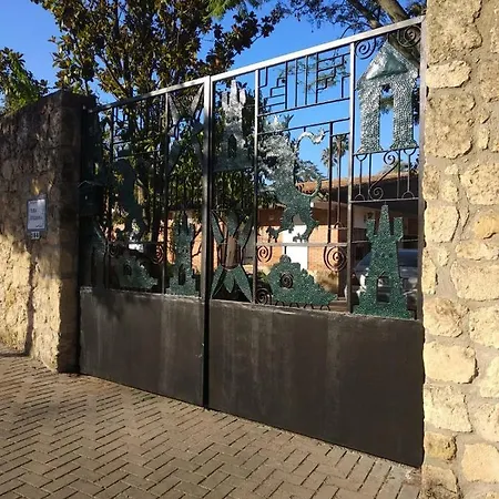 Fantástico Con Piscina En Avenida Del Brillante *