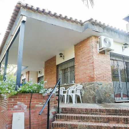 Сasa de vacaciones Fantástico Con Piscina En Avenida Del Brillante